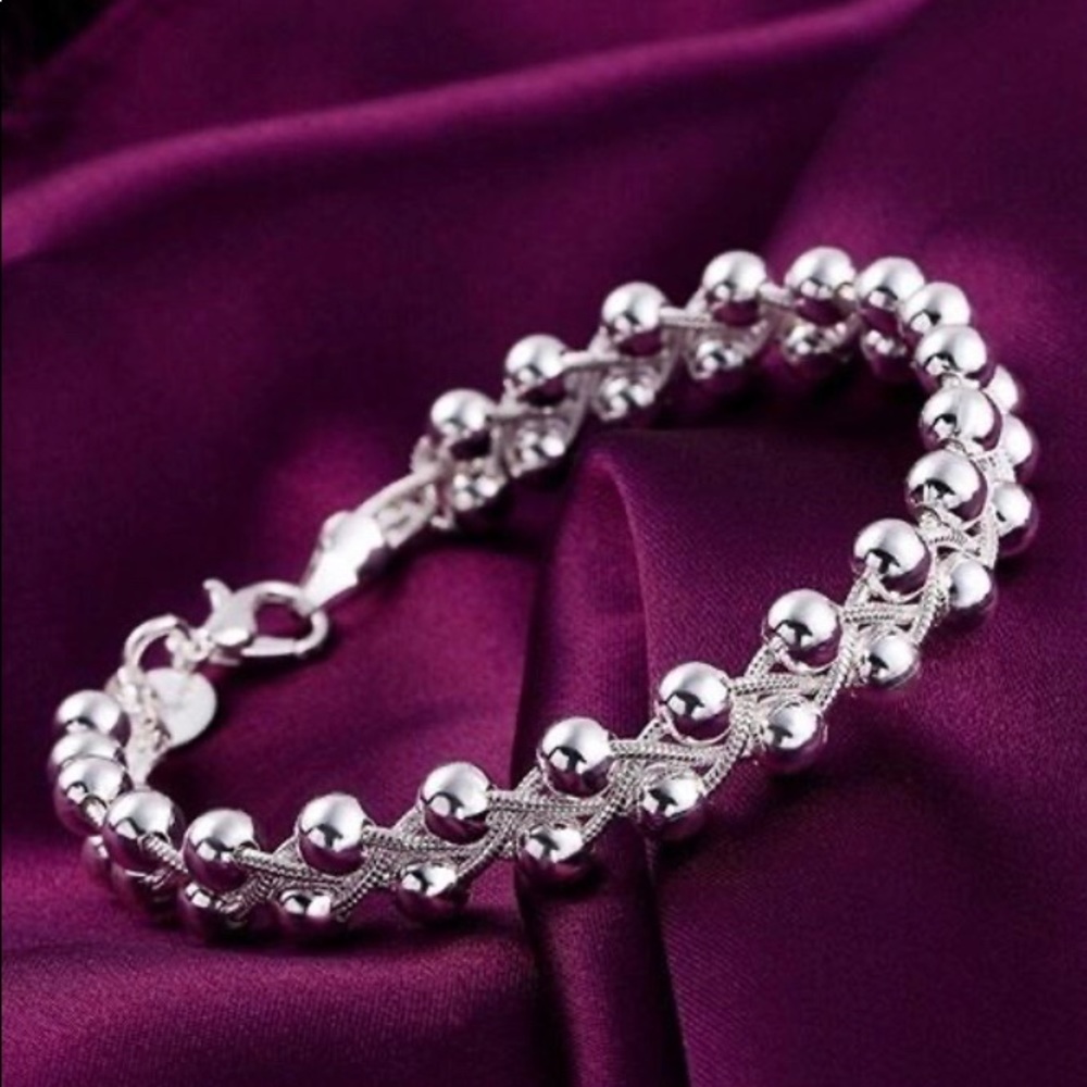 Silver plated women’s chain bracelet